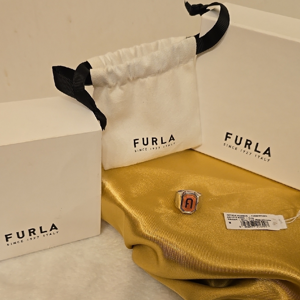 NWT Furla Silver Ring Full Inclusion
